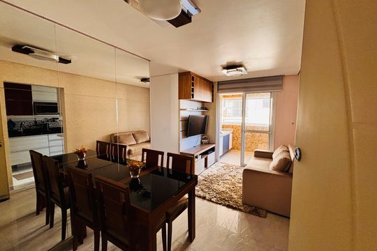 Apartamento à venda com 2 quartos, 59m² em Centro, Osasco