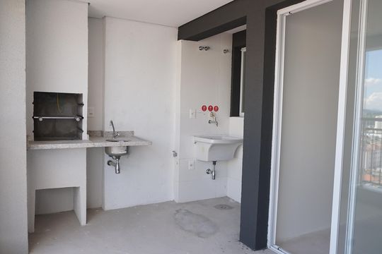 Sacada de apartamento à venda com 1 quarto, 51m² em Picanço, Guarulhos