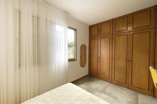 Quarto 2 de apartamento à venda com 4 quartos, 180m² em Santo Antônio, Belo Horizonte