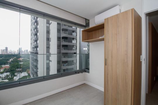 Quarto 1 de apartamento para alugar com 2 quartos, 46m² em Pinheiros, São Paulo