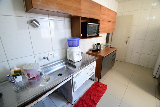 Cozinha de apartamento à venda com 3 quartos, 168m² em Centro, Campinas