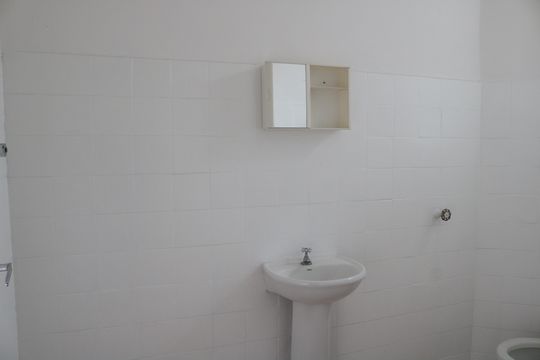 Banheiro de apartamento para alugar com 1 quarto, 40m² em Barra Funda, São Paulo