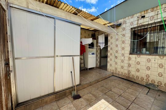 Área de Serviço de casa à venda com 4 quartos, 279m² em Jardim Maia, Guarulhos