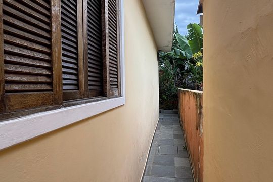 Corredor de casa à venda com 2 quartos, 162m² em Utinga, Santo André