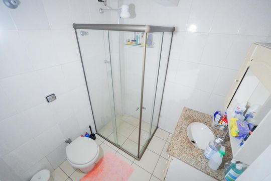 Banheiro de apartamento à venda com 2 quartos, 86m² em Ipiranga, São Paulo