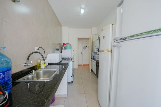 Cozinha de apartamento à venda com 2 quartos, 86m² em Ipiranga, São Paulo