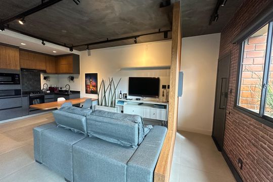Apartamento para alugar com 1 quarto, 57m² em Alphaville Industrial, Barueri