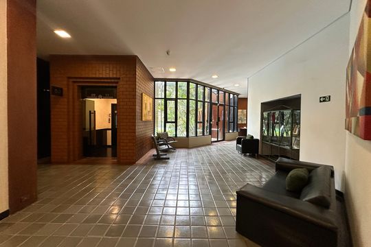 Hall de entrada de apartamento para alugar com 1 quarto, 57m² em Alphaville Industrial, Barueri