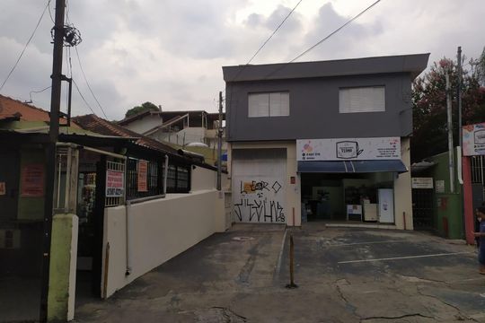 Fachada de casa para alugar com 5 quartos, 900m² em Imirim, São Paulo
