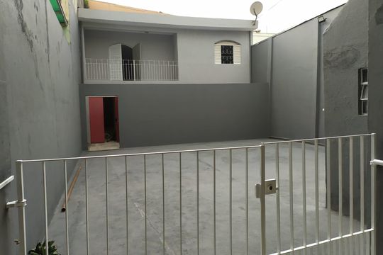Área externa de casa para alugar com 5 quartos, 900m² em Imirim, São Paulo