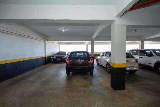 GARAGEM de apartamento à venda com 3 quartos, 140m² em Buritis, Belo Horizonte