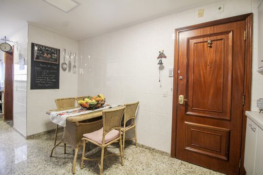 Cozinha de apartamento à venda com 4 quartos, 186m² em Tatuapé, São Paulo