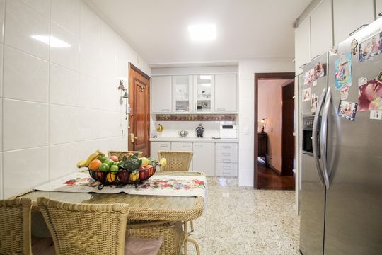 Cozinha de apartamento à venda com 4 quartos, 186m² em Tatuapé, São Paulo
