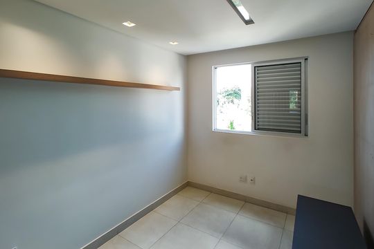 Apartamento à venda com 3 quartos, 74m² em Santa Amelia, Belo Horizonte