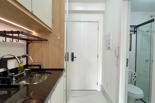 Cozinha de kitnet/studio para alugar com 1 quarto, 24m² em Perdizes, São Paulo
