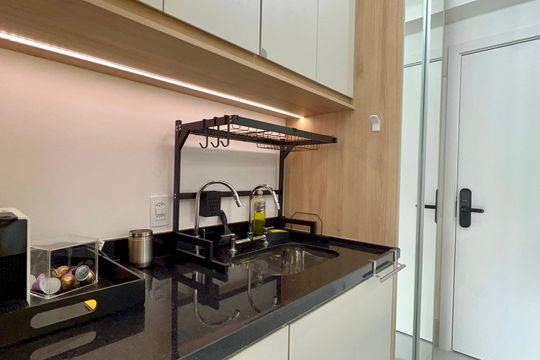 Cozinha de kitnet/studio para alugar com 1 quarto, 24m² em Perdizes, São Paulo