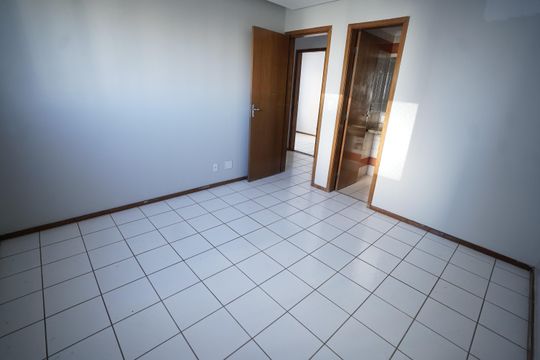 Apartamento para alugar com 3 quartos, 70m² em Residencial Eldorado, Goiânia