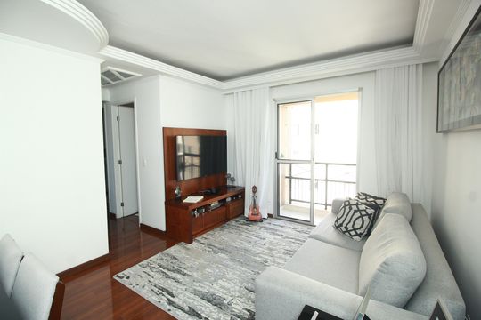 Sala de apartamento à venda com 3 quartos, 68m² em Jardim Cambui, Santo André