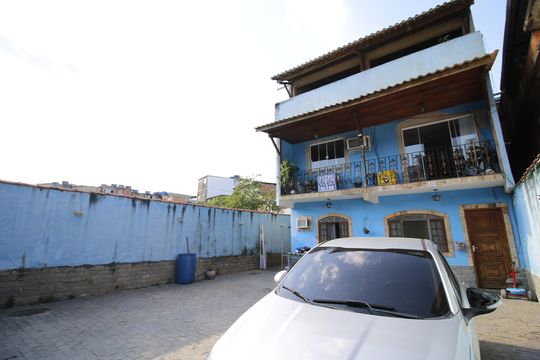 Quintal de casa à venda com 2 quartos, 320m² em Curicica, Rio de Janeiro