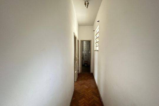 Corredor de casa à venda com 2 quartos, 100m² em Inhaúma, Rio de Janeiro