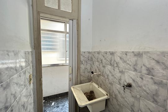 Banheiro de serviço de casa à venda com 2 quartos, 100m² em Inhaúma, Rio de Janeiro