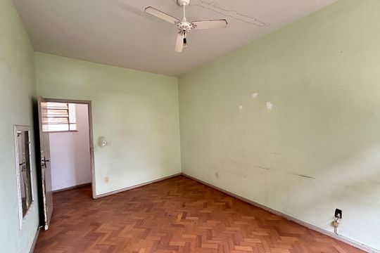Quarto 1 de casa à venda com 2 quartos, 100m² em Inhaúma, Rio de Janeiro