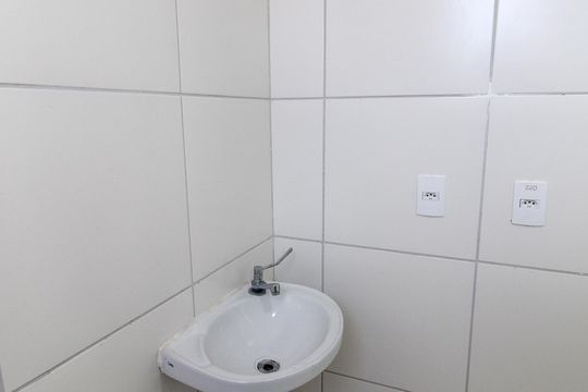 Banheiro de apartamento para alugar com 1 quarto, 35m² em Jaguaré, São Paulo