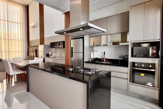 Cozinha de casa de condomínio à venda com 3 quartos, 300m² em Jardim America II, Campinas