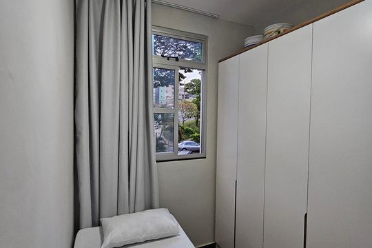 Quarto 2 de apartamento para alugar com 2 quartos, 50m² em Padre Eustáquio, Belo Horizonte