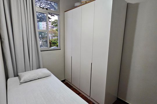Quarto 2 de apartamento para alugar com 2 quartos, 50m² em Padre Eustáquio, Belo Horizonte