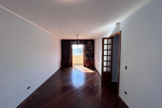 Apartamento para alugar com 3 quartos, 8753m² em Jardim da Campina, São Paulo