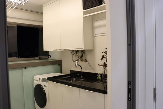 Área de serviço de apartamento à venda com 3 quartos, 155m² em Indianópolis, São Paulo