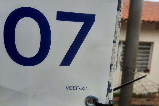 Plaquinha de casa à venda com 3 quartos, 173m² em Jardim São Vicente, Campinas