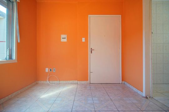 Sala de apartamento à venda com 1 quarto, 35m² em Vila Ipiranga, Porto Alegre