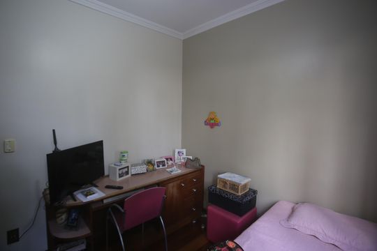 Quarto 2 de apartamento para alugar com 3 quartos, 176m² em Nova Suíça, Belo Horizonte