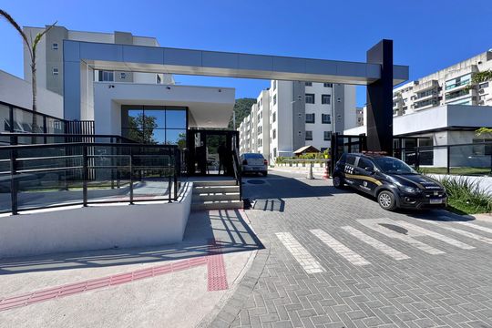 Fachada do condomínio de apartamento à venda com 2 quartos, 66m² em Recreio dos Bandeirantes, Rio de Janeiro