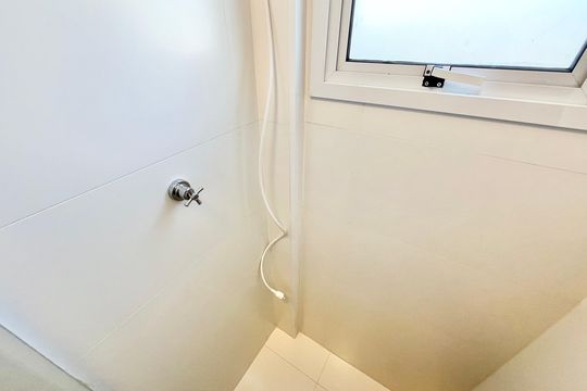 Banheiro de kitnet/studio à venda com 1 quarto, 24m² em Jardim São Paulo, São Paulo
