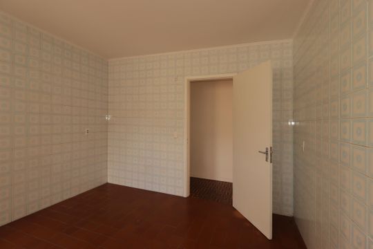 Cozinha de apartamento à venda com 2 quartos, 82m² em Parque Jaçatuba, Santo André