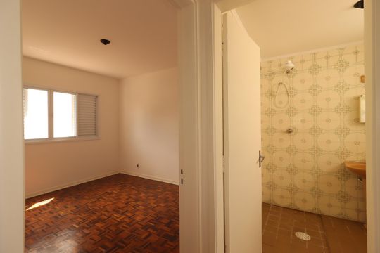 Corredor de apartamento à venda com 2 quartos, 82m² em Parque Jaçatuba, Santo André