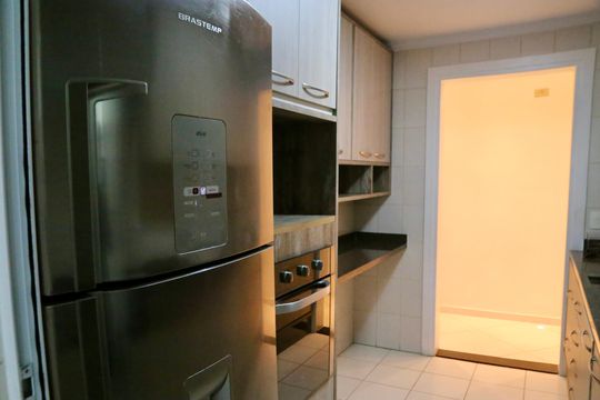 Cozinha  de apartamento para alugar com 3 quartos, 115m² em Santo Amaro, São Paulo