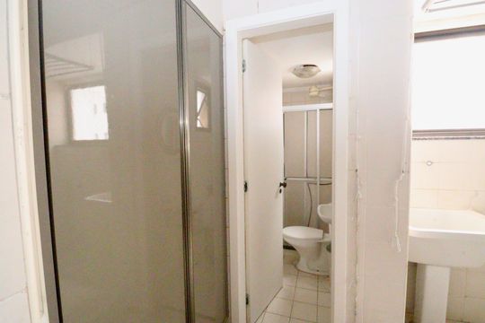 Área de Serviço de apartamento para alugar com 3 quartos, 205m² em Caminho das Árvores, Salvador