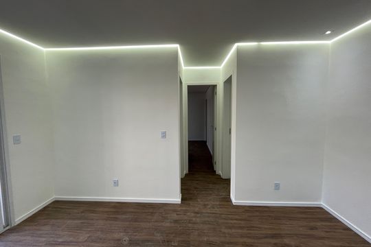 Sala de apartamento para alugar com 2 quartos, 58m² em Jardim Belizário, Cotia