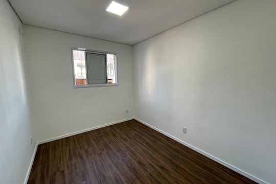 Quarto 1 de apartamento para alugar com 2 quartos, 58m² em Jardim Belizário, Cotia