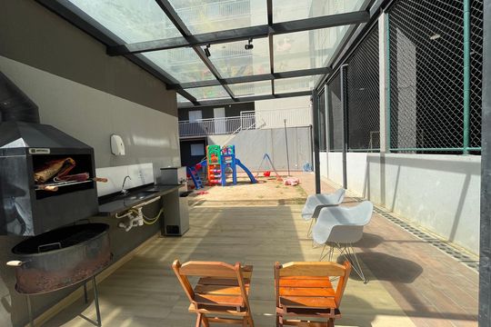 Sacada de apartamento para alugar com 2 quartos, 58m² em Jardim Belizário, Cotia