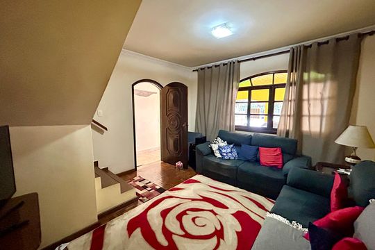 Casa à venda com 2 quartos, 156m² em Jardim Toscana, Guarulhos
