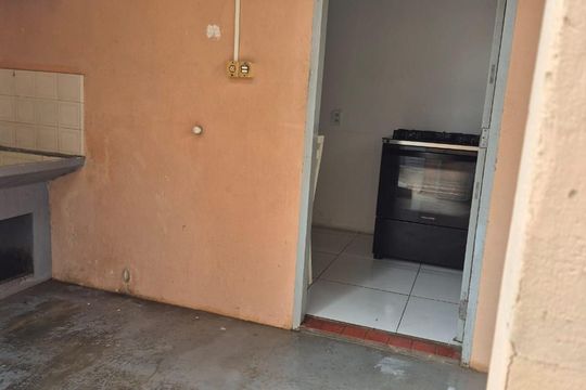 Área de serviço de casa à venda com 2 quartos, 170m² em Vila Joana, Jundiaí