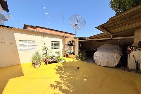 Garagem de casa à venda com 3 quartos, 212m² em Jardim Novo Horizonte, Jundiaí