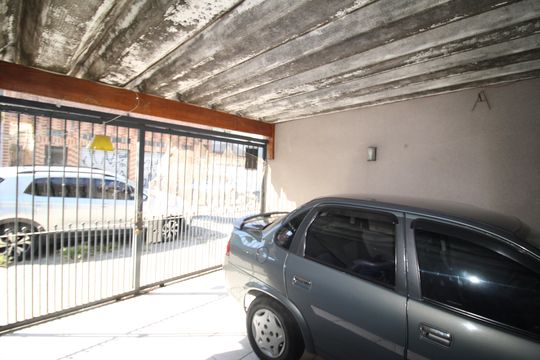 Garagem de casa à venda com 2 quartos, 120m² em Sítio do Morro, São Paulo