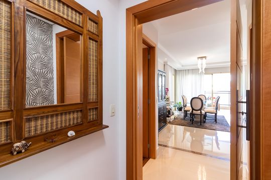 Hall do Elevador Social de apartamento à venda com 3 quartos, 148m² em Jardim São Paulo, São Paulo