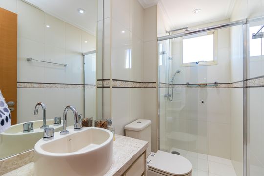 Banheiro 3 de apartamento à venda com 3 quartos, 148m² em Jardim São Paulo, São Paulo